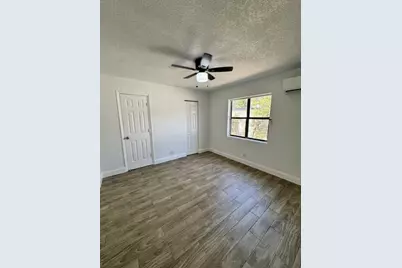 554 W 1st Street, Riviera Beach, FL 33404 - Photo 8