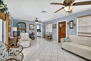 7140 Meade St, Hollywood, FL 33024 - Photo 10