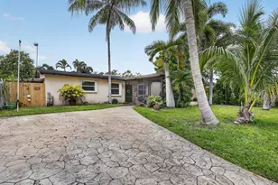 7140 Meade St, Hollywood, FL 33024 - Photo 1