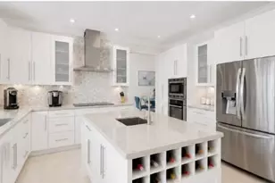 19245 Skyridge Cir, Boca Raton, FL 33498 - Photo 4