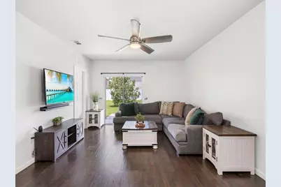 10057 SW Newberry Avenue, Port Saint Lucie, FL 34987 - Photo 12
