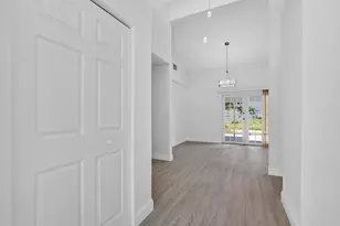12691 N 40th St Street N, The Acreage, FL 33411 - Photo 2