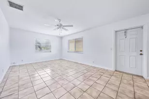 248 NE 12th St, Delray Beach, FL 33444 - Photo 4