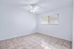 248 NE 12th St, Delray Beach, FL 33444 - Photo 6