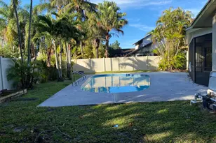 12260 Sannenwood, Wellington, FL 33414 - Photo 2