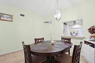 4235 Lucerne Villas Ln, Greenacres, FL 33467 - Photo 12