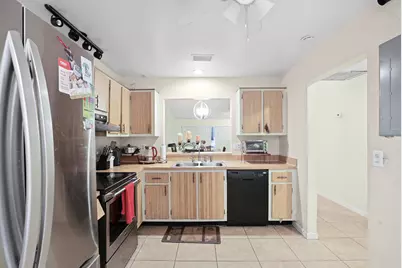 4325 Lucerne Villas Lane, Greenacres, FL 33467 - Photo 16