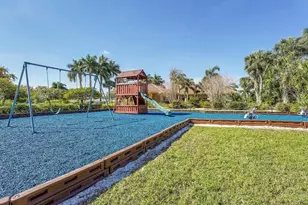 562 SW St Martins Cove, Port Saint Lucie, FL 34986 - Photo 72