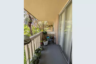 1800 Sans Souci Boulevard #424, North Miami, FL 33181 - Photo 12
