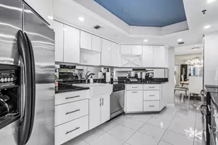 5200 N Ocean Dr, Singer Island, FL 33404 - Photo 14