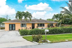 1476 N Mangonia Dr, West Palm Beach, FL 33401 - Photo 4