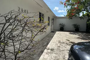 2645 Scott St, Hollywood, FL 33020 - Photo 2