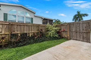 8011 SE Skylark Ave, Hobe Sound, FL 33455 - Photo 22