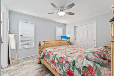 8011 SE Skylark Avenue, Hobe Sound, FL 33455 - Photo 16
