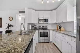 14 Flanders, Delray Beach, FL 33484 - Photo 12