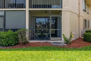 2069 NE Collins Cir, Jensen Beach, FL 34957 - Photo 20