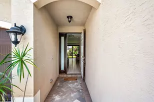 8068 Lemon Serpentine Ln, Delray Beach, FL 33446 - Photo 8
