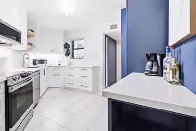 5800 Camino Del Sol #Apt 106, Boca Raton, FL 33433 - Photo 1
