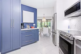 5800 Camino Del Sol, Boca Raton, FL 33433 - Photo 2