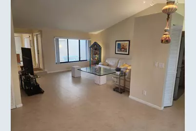 11122 Curry Drive, Palm Beach Gardens, FL 33418 - Photo 2