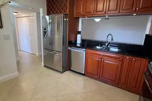 130 Lake Nancy Dr, West Palm Beach, FL 33411 - Photo 8