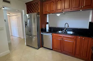 130 Lake Nancy Dr, West Palm Beach, FL 33411 - Photo 8