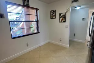 130 Lake Nancy Dr, West Palm Beach, FL 33411 - Photo 10