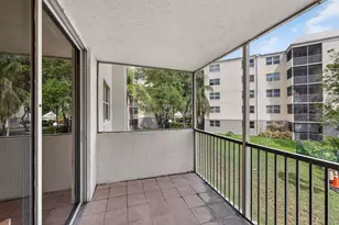 8353 Lake Dr, Doral, FL 33166 - Photo 6