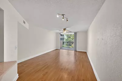 8353 Lake Drive #204, Doral, FL 33166 - Photo 2
