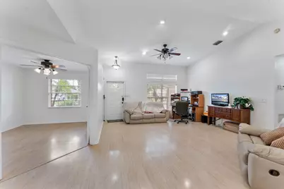 112 Laurel Way, Royal Palm Beach, FL 33411 - Photo 4