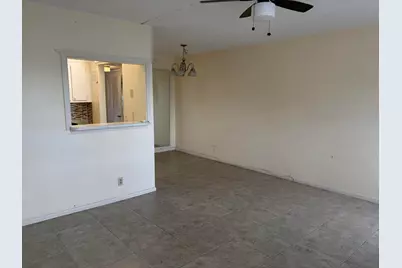 220 Berkshire K #220, West Palm Beach, FL 33417 - Photo 2