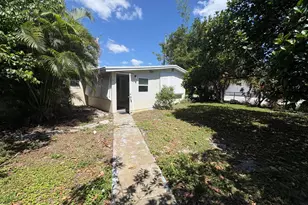 422 S Arnold Ave, Lantana, FL 33462 - Photo 6