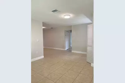 7761 NW 15th Court, Pembroke Pines, FL 33024 - Photo 14
