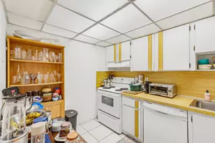 6941 Carlyle Ave, Miami Beach, FL 33141 - Photo 16