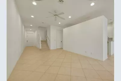 119 Lancaster Road, Boynton Beach, FL 33426 - Photo 10
