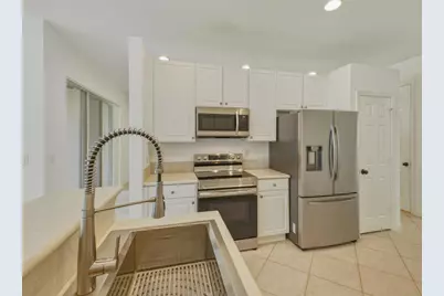 119 Lancaster Road, Boynton Beach, FL 33426 - Photo 14