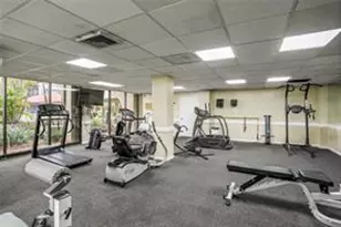 4040 N Hills Dr, Hollywood, FL 33021 - Photo 38