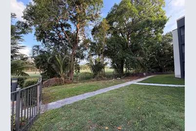 4040 N Hills Drive #35, Hollywood, FL 33021 - Photo 32