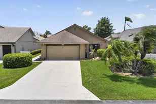 5954 SE Franklin Pl, Hobe Sound, FL 33455 - Photo 2