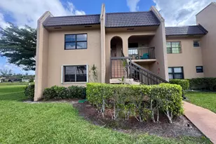 130 Lake Nancy Dr, West Palm Beach, FL 33411 - Photo 2