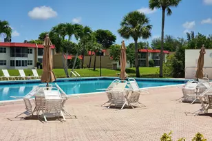 314 Lake Dora Dr, West Palm Beach, FL 33411 - Photo 20