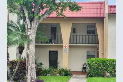 314 Lake Dora Drive, West Palm Beach, FL 33411 - Photo 2