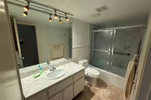 511 Bayshore Dr, Fort Lauderdale, FL 33304 - Photo 6