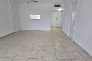 4851 NW 26th Ct, Lauderdale Lakes, FL 33313 - Photo 4