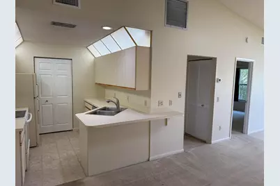 8228 SE Croft Circle #J-8, Hobe Sound, FL 33455 - Photo 6