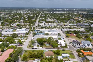 3467 NE 13th Ave, Oakland Park, FL 33334 - Photo 14