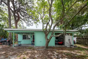 3467 NE 13th Ave, Oakland Park, FL 33334 - Photo 4
