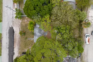 3467 NE 13th Ave, Oakland Park, FL 33334 - Photo 24
