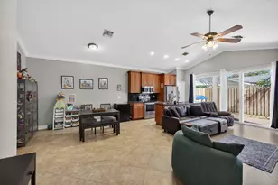 3125 Shelby Way, Palm Springs, FL 33461 - Photo 4