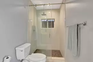 510 Silver Ln, Boca Raton, FL 33432 - Photo 12